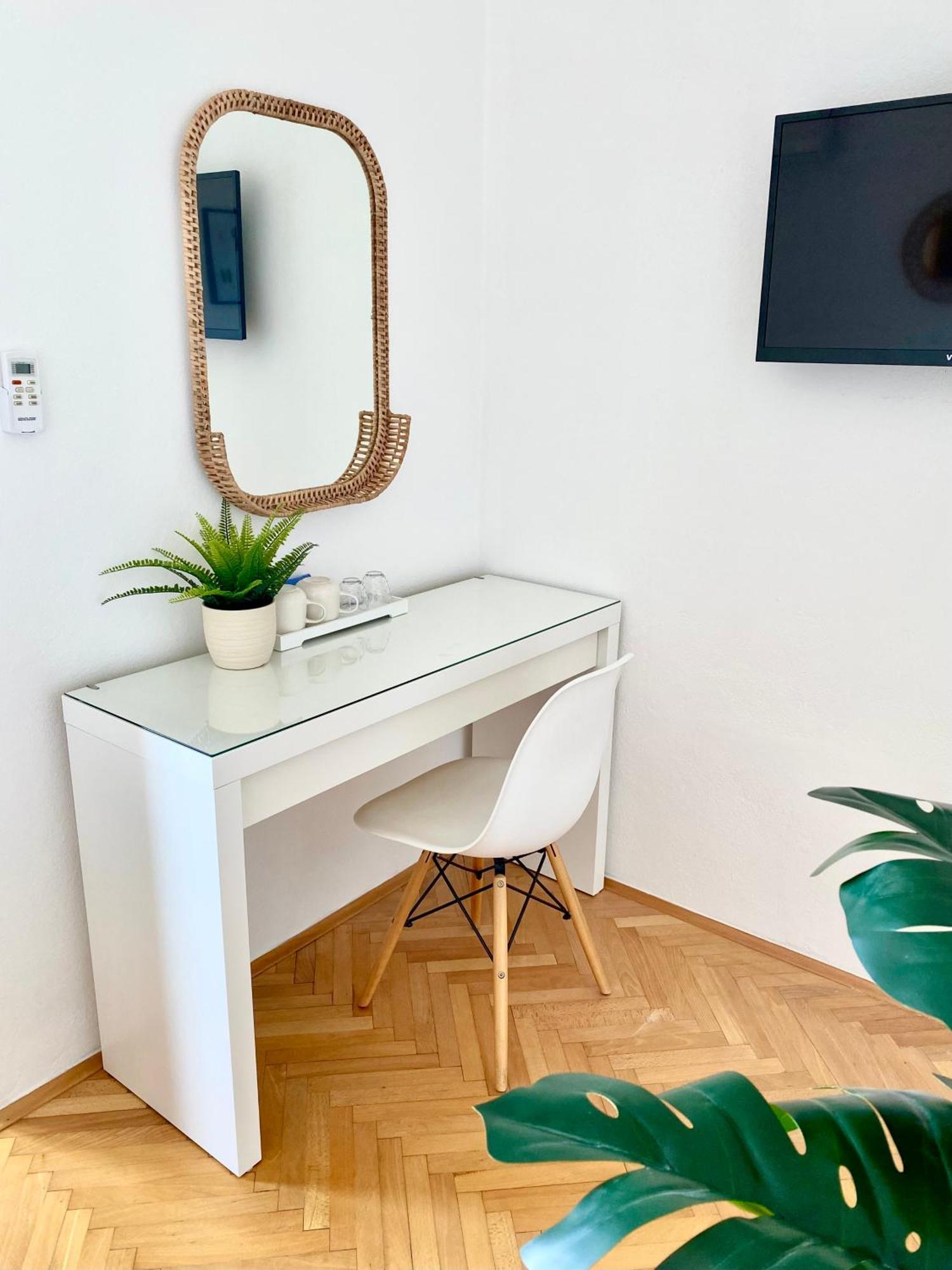 Apartments & Rooms Joy Of Life In Makarska Ruang foto